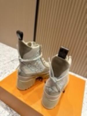 wholesale quality women louis vuitton shoes model no. 540